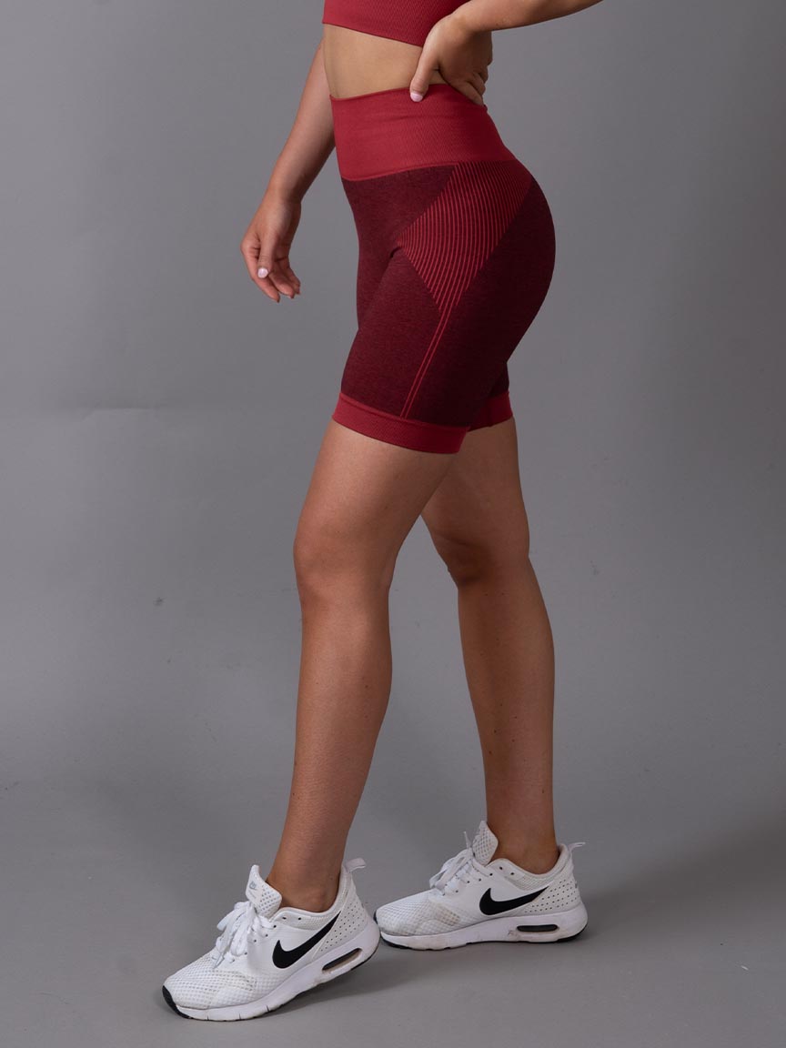 Seamless scrunch Shorts Aptus red side