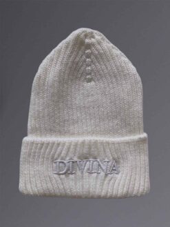 Mössa vit med vit logga