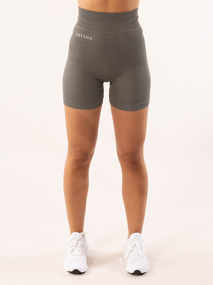 Ribbed Seamless